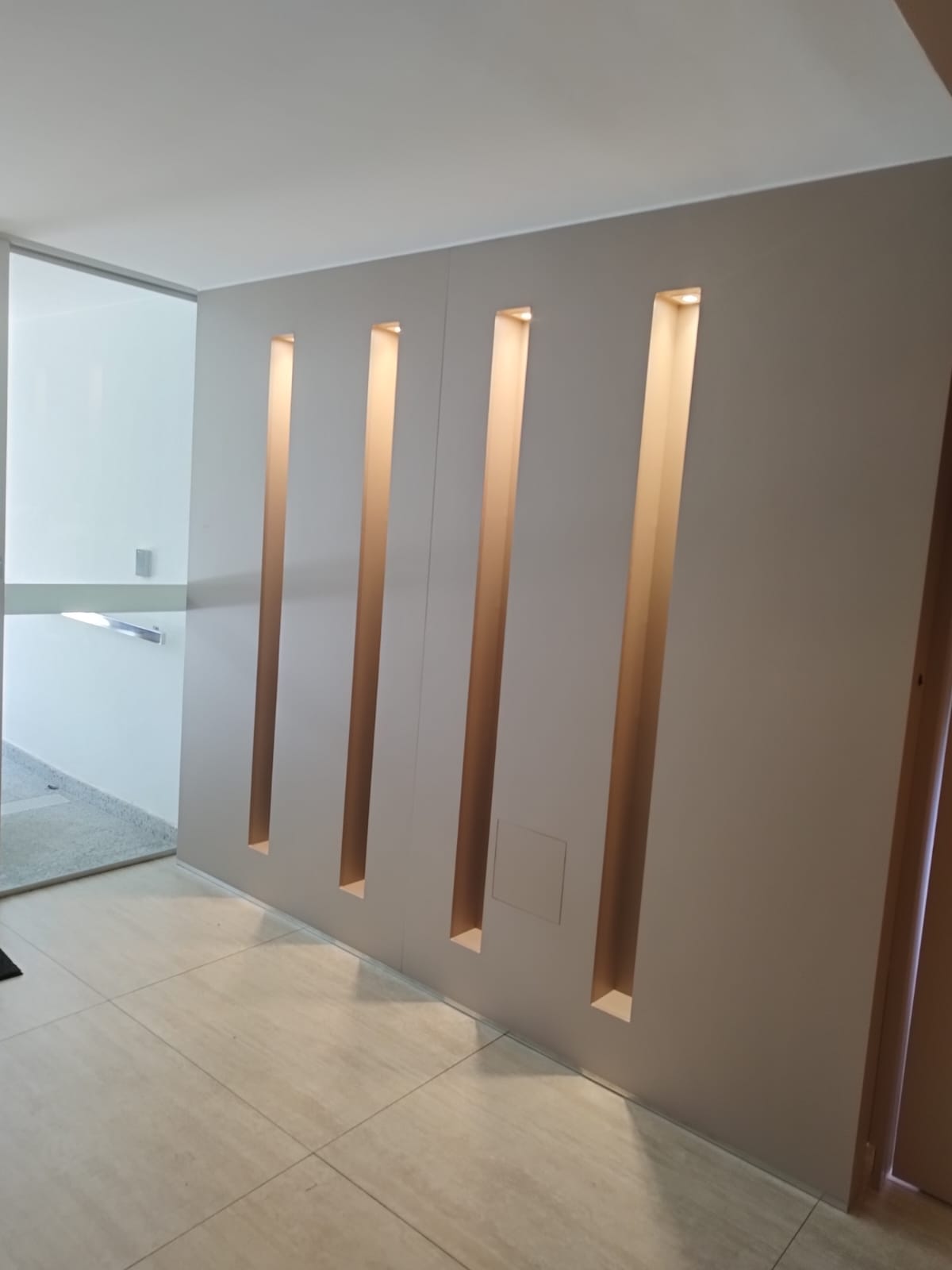 Nichos decorativos iluminados